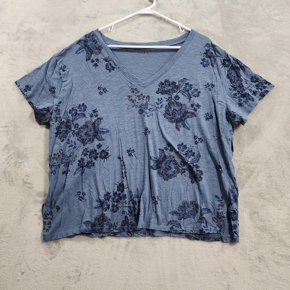 Torrid Shirt Womens 2 Blue Floral V-Neck Short Sleeve Relaxed Fit Cotton Casual